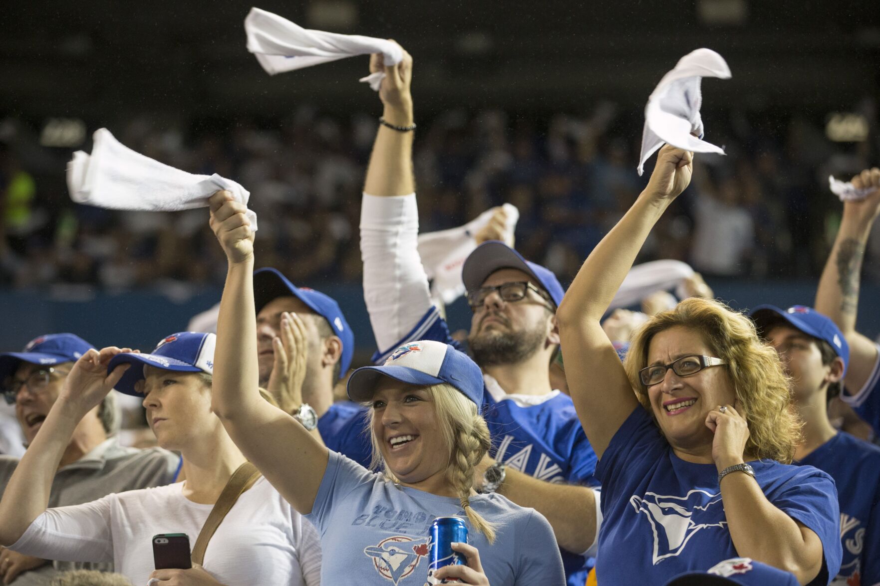 Jays fans towels.JPG